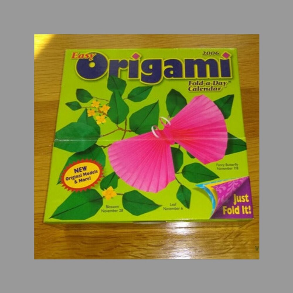 Craft Easy Origami Fold-a-Day Calendar 2006